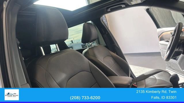 Used 2025 Subaru Forester Sport image 33