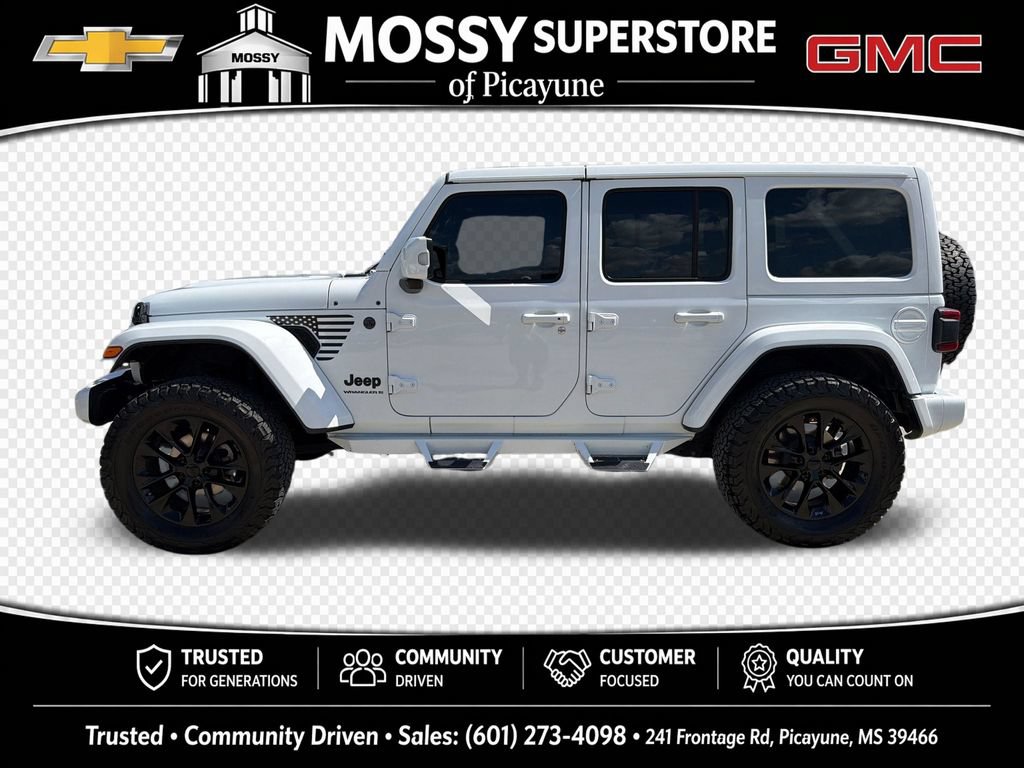 Used 2023 Jeep Wrangler Unlimited Sahara AWD/4WD image 2