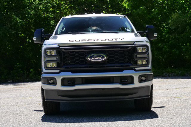 Used 2024 Ford F250 Lariat w/ Sport Appearance Package AWD/4WD image 5