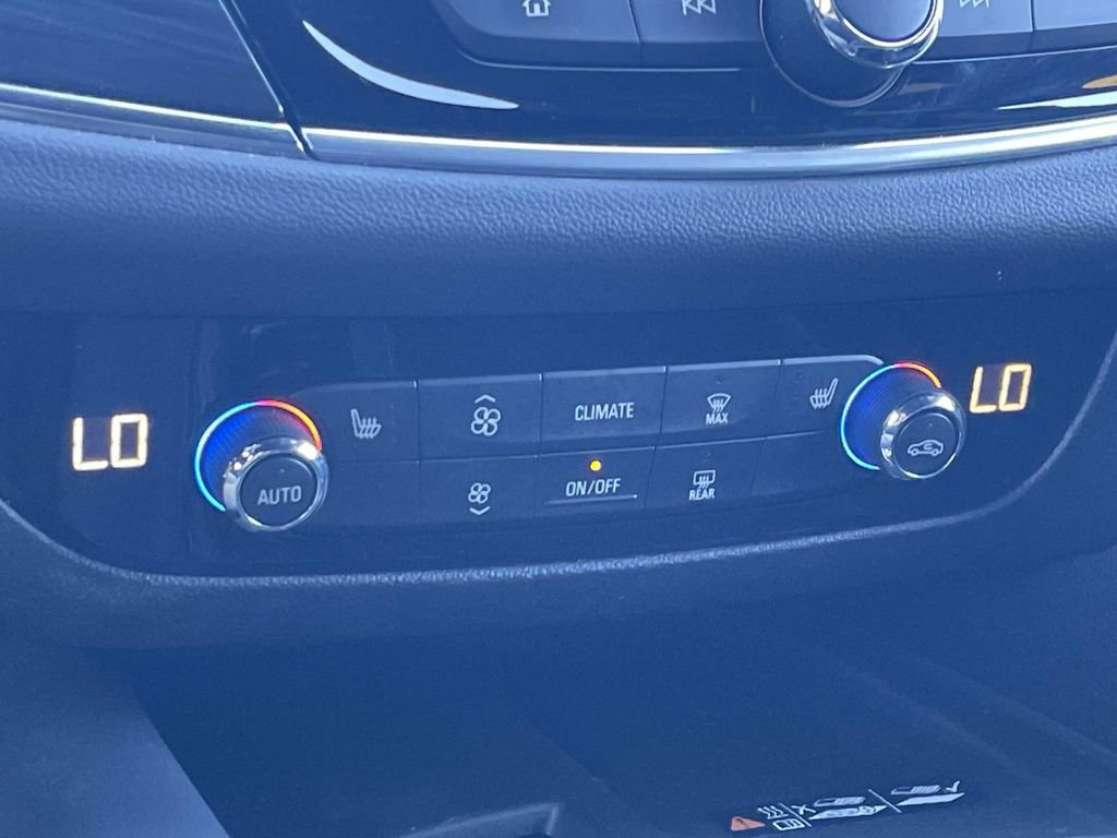 Used 2022 Buick Enclave Essence w/ Experience Buick Package image 24