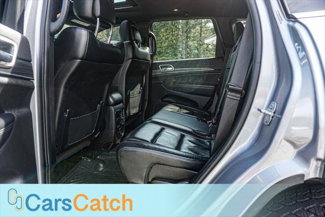 Used 2021 Jeep Grand Cherokee Limited AWD/4WD image 23