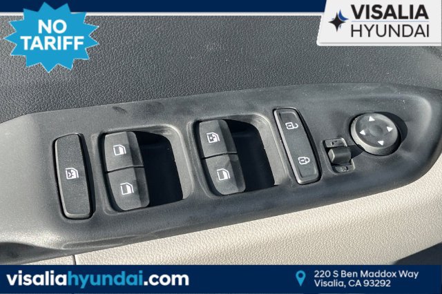 New 2025 Hyundai Venue SEL FWD image 12