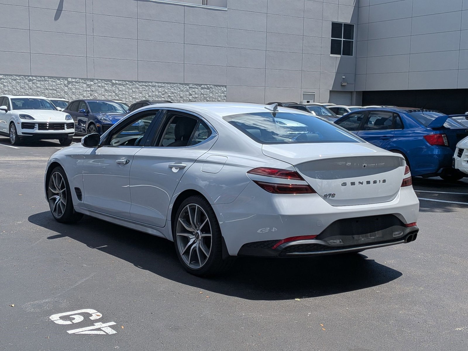 Used 2023 Genesis G70 2.0T RWD image 2