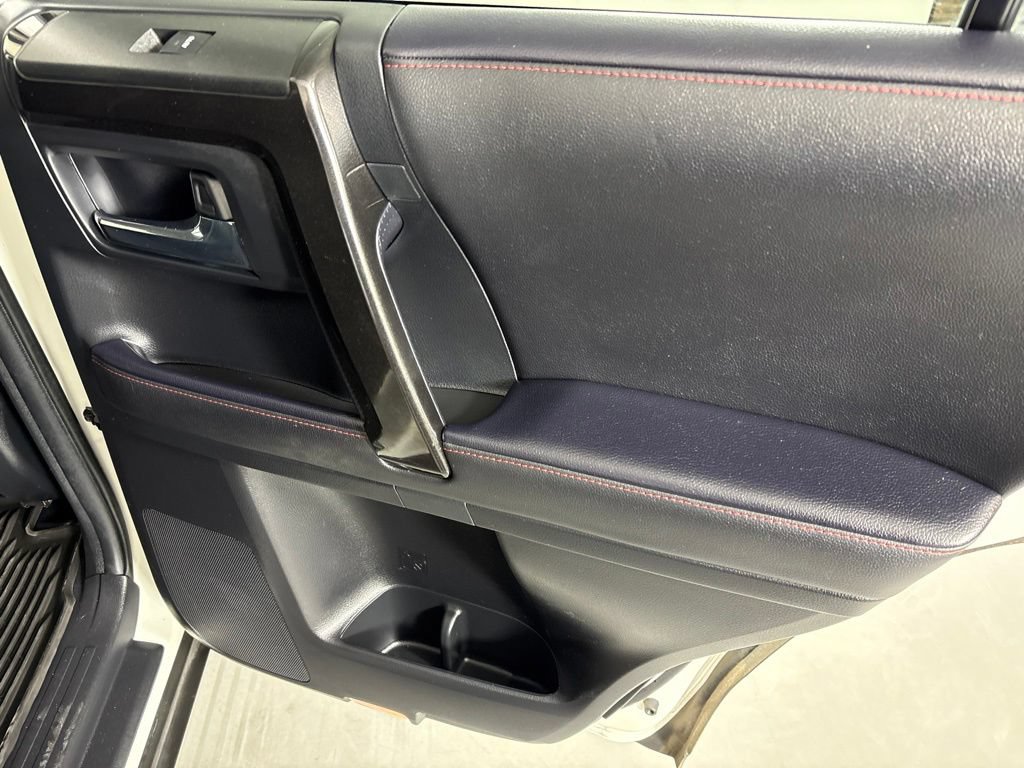 Used 2024 Toyota 4Runner TRD Off-Road Premium w/ Moonroof Package AWD/4WD image 19