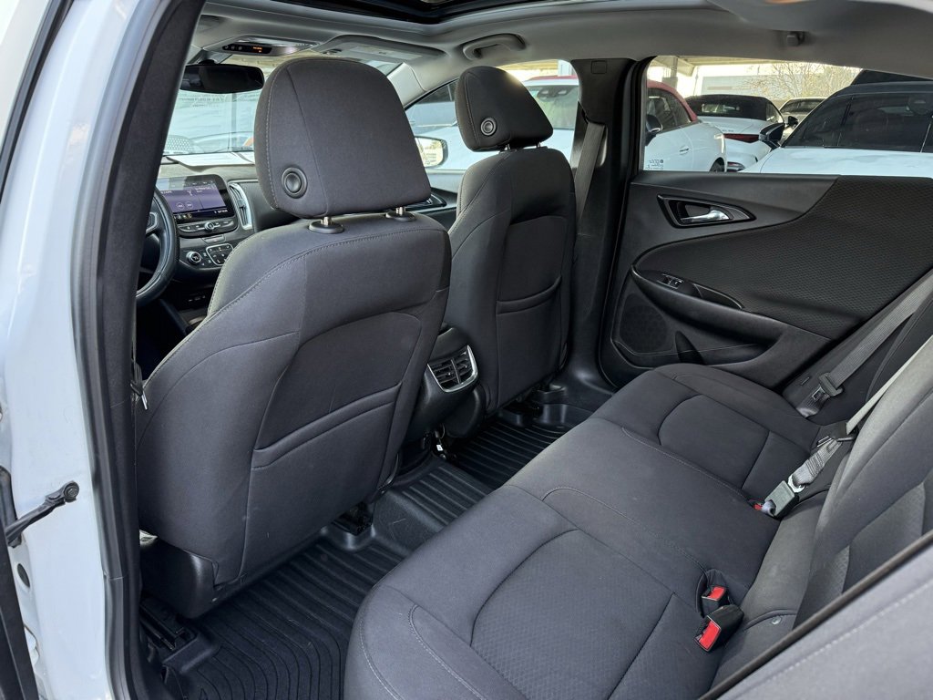 Used 2019 Chevrolet Malibu LT image 24