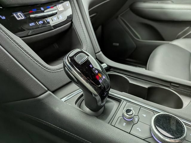 Certified 2023 Cadillac XT5 Premium Luxury w/ LPO, Floor Liner Package FWD image 20
