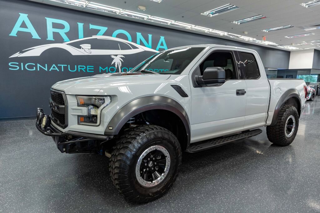 Used 2017 Ford F150 Raptor image 1