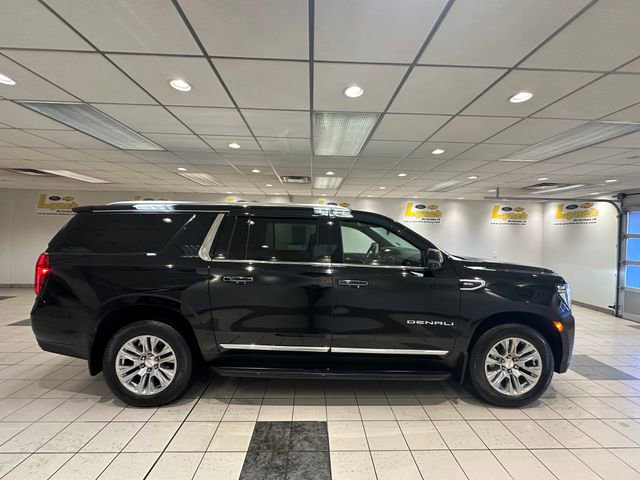 Used 2023 GMC Yukon XL Denali w/ LPO, Floor Liner Package image 3