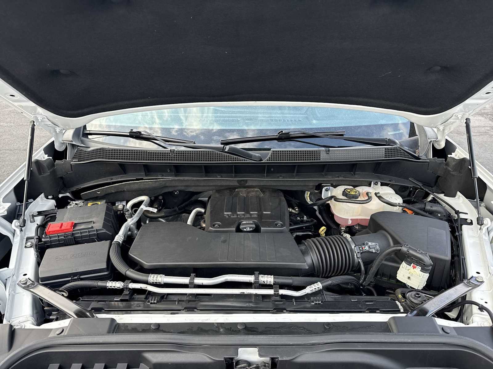 Certified 2023 Chevrolet Silverado 1500 LT AWD/4WD image 17