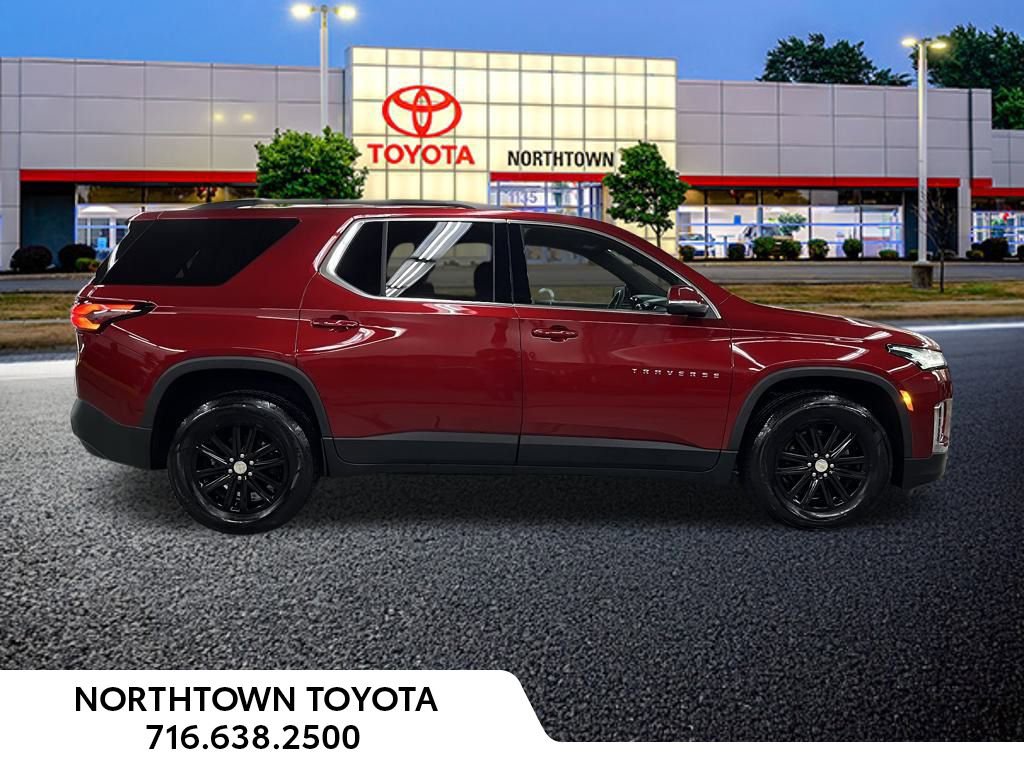 Used 2023 Chevrolet Traverse LT image 25