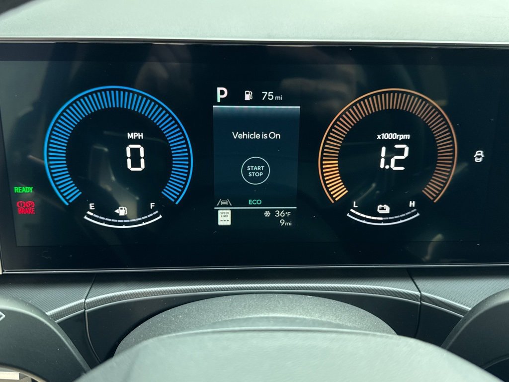 New 2026 Hyundai Santa Fe SE image 9