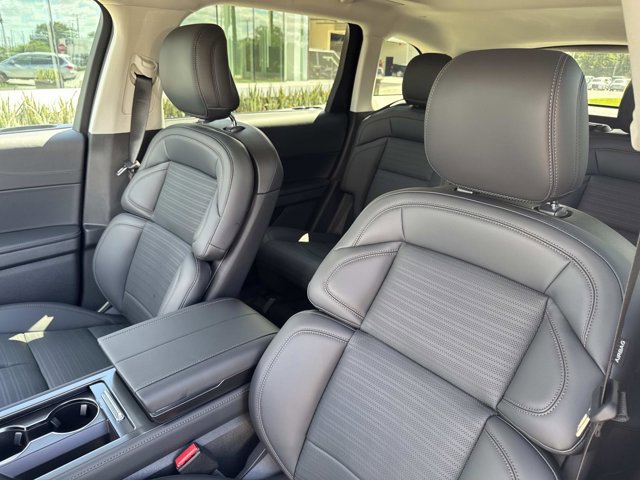 New 2026 Lincoln Nautilus Reserve image 13