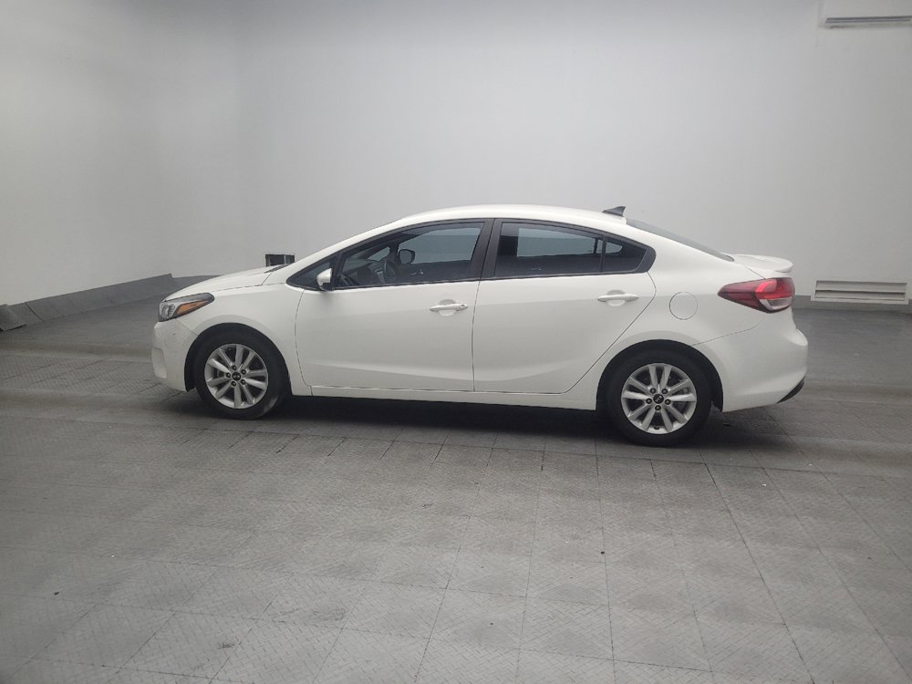 Used 2017 Kia Forte S FWD image 3