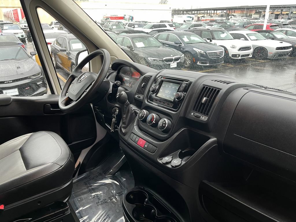 Used 2016 RAM ProMaster 2500 w/ Interior Convenience Group image 16