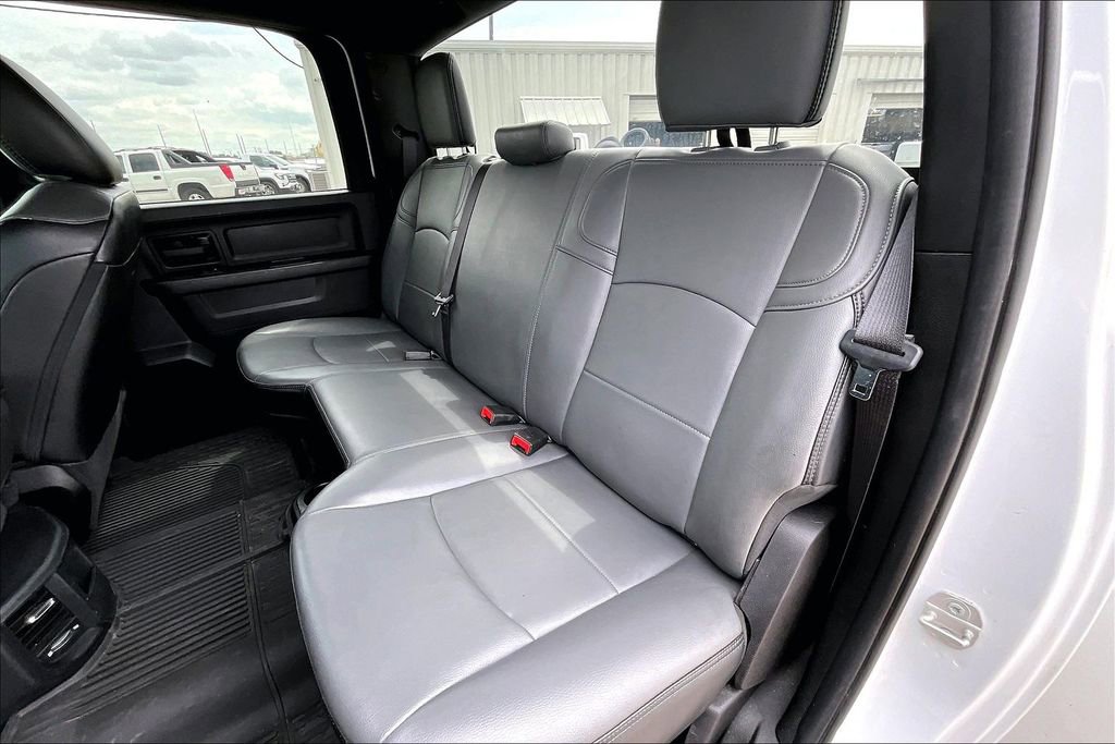 Used 2023 RAM 3500 Tradesman image 34