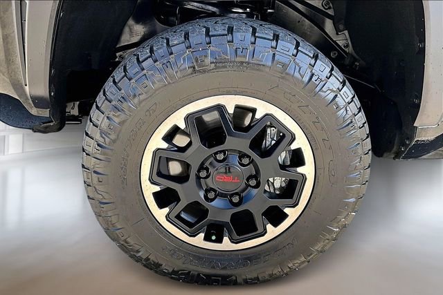 Used 2024 Toyota Tacoma TRD Off-Road w/ TRD Off Road Upgrade Package image 28