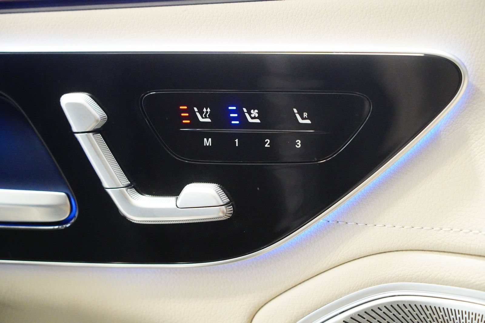 Certified 2023 Mercedes-Benz EQS 580 4MATIC Sedan image 28