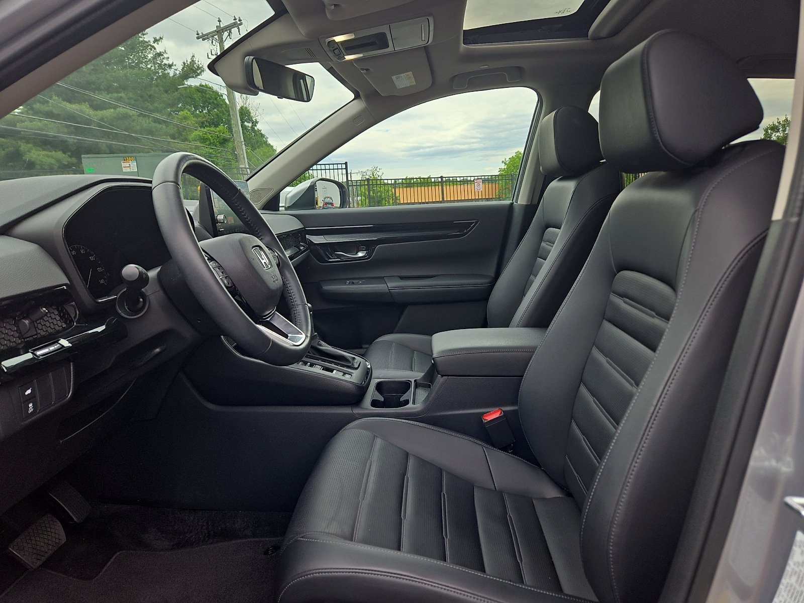 Used 2024 Honda CR-V EX-L image 13