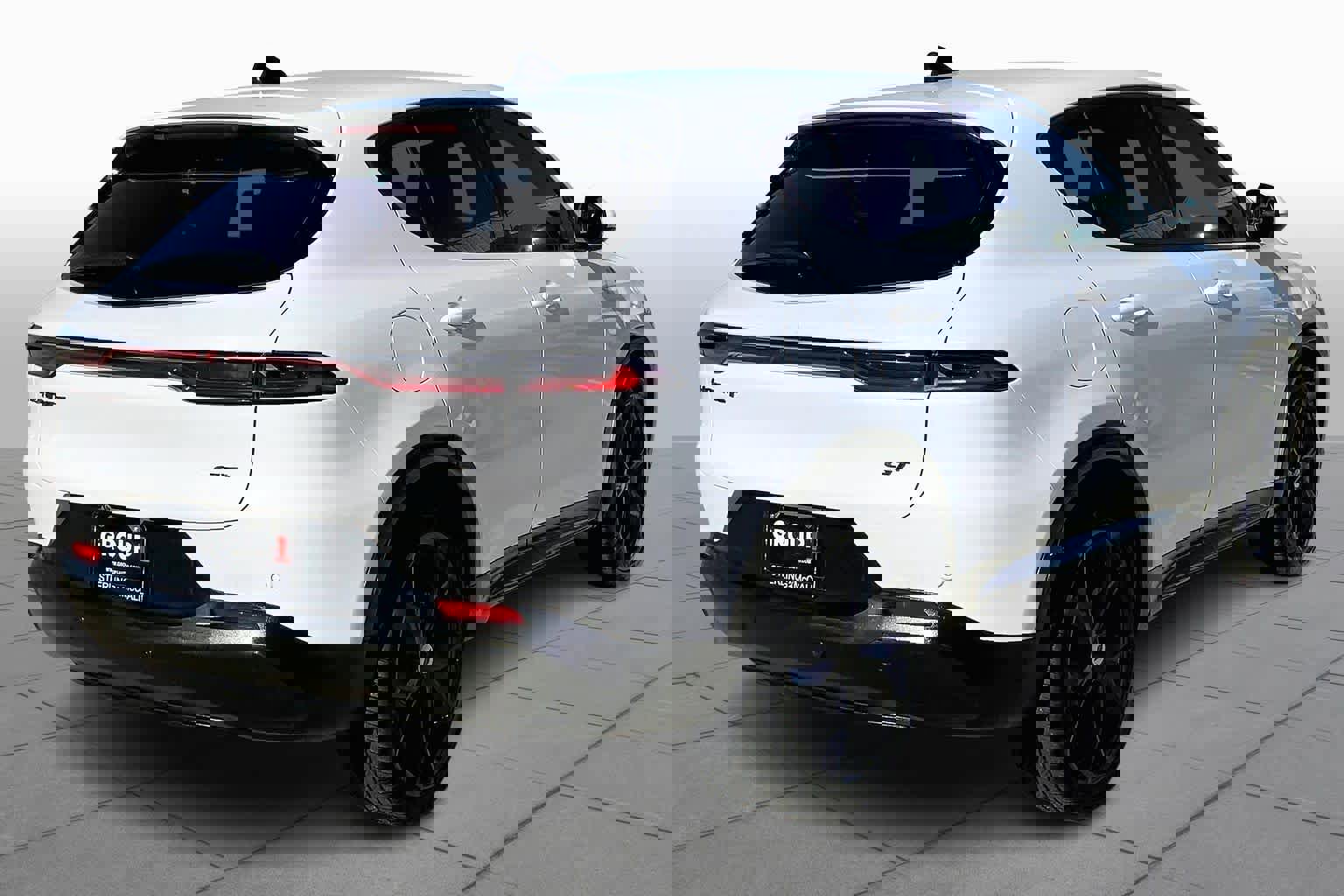 Used 2024 Dodge Hornet R/T image 13