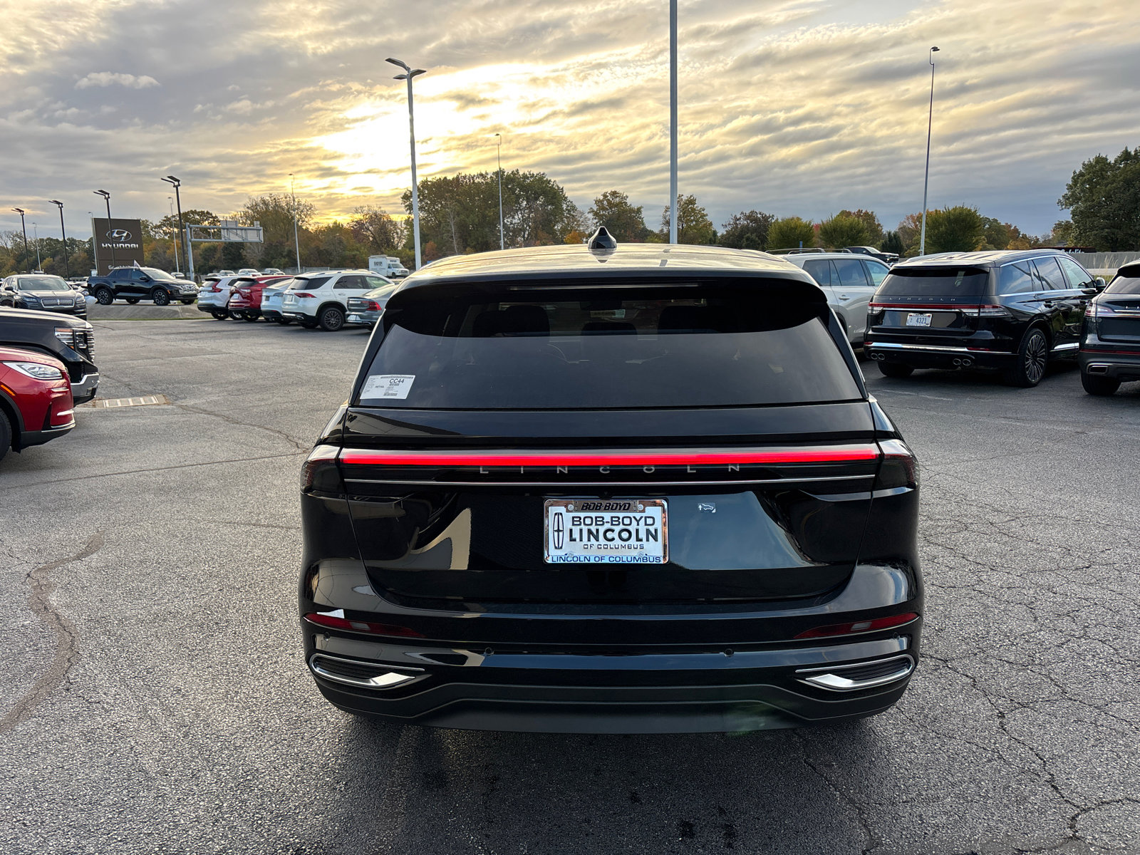 New 2026 Lincoln Nautilus Premier image 6