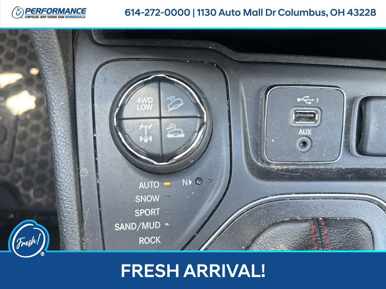 Used 2019 Jeep Cherokee Trailhawk AWD/4WD image 21
