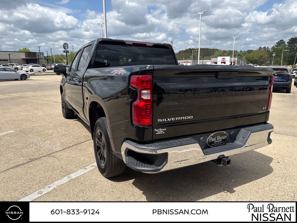 Used 2021 Chevrolet Silverado 1500 LT image 12