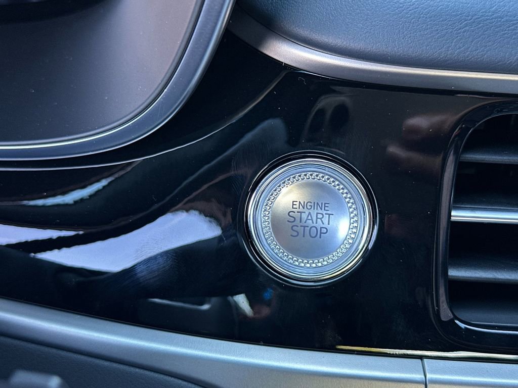 New 2026 Genesis G70 3.3T Prestige image 22