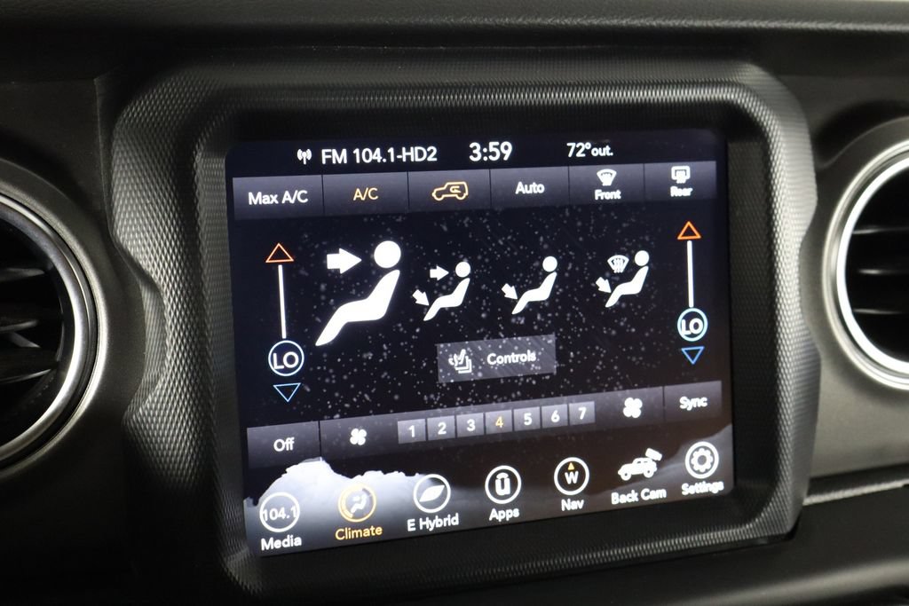 Used 2023 Jeep Wrangler Unlimited Rubicon 4xe w/ Cold Weather Group AWD/4WD image 30
