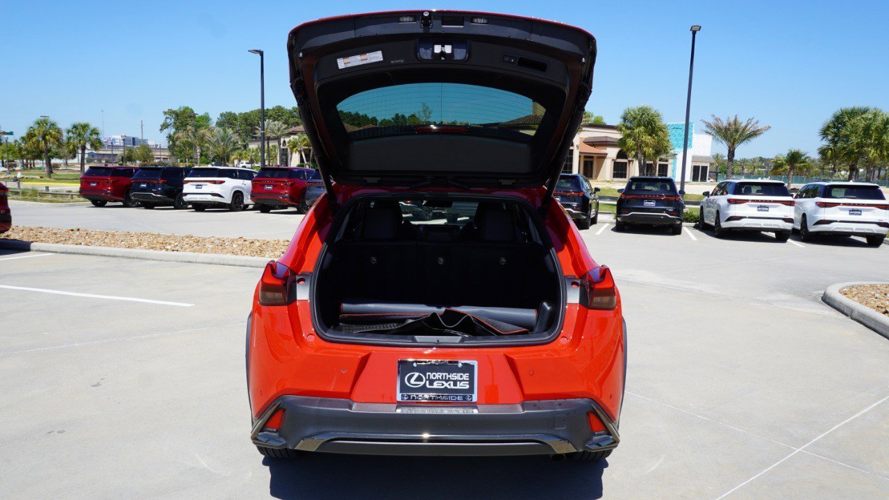 Used 2019 Lexus UX 200 F Sport image 37