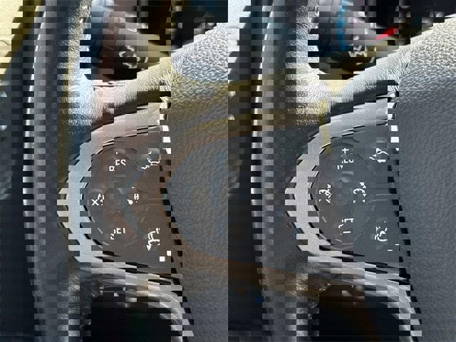 Used 2021 Chevrolet Colorado Z71 w/ Safety Package image 28