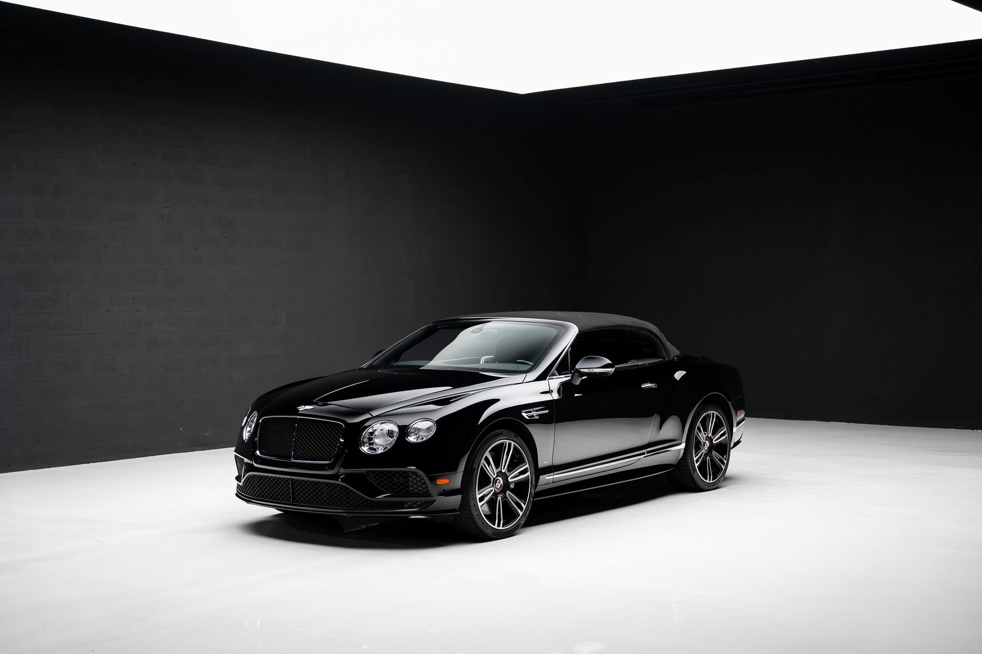 Used 2016 Bentley Continental GT V8 S AWD/4WD image 4
