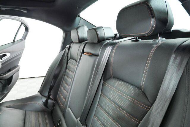 Used 2025 Alfa Romeo Giulia w/ Driving Assist Package RWD image 22
