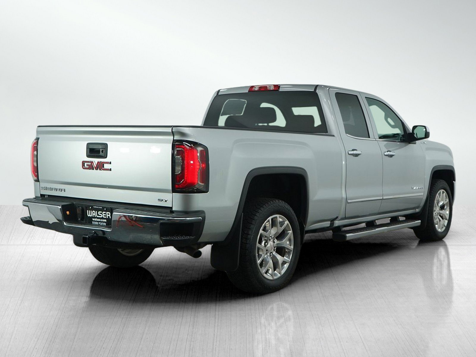 Used 2017 GMC Sierra 1500 SLT image 6