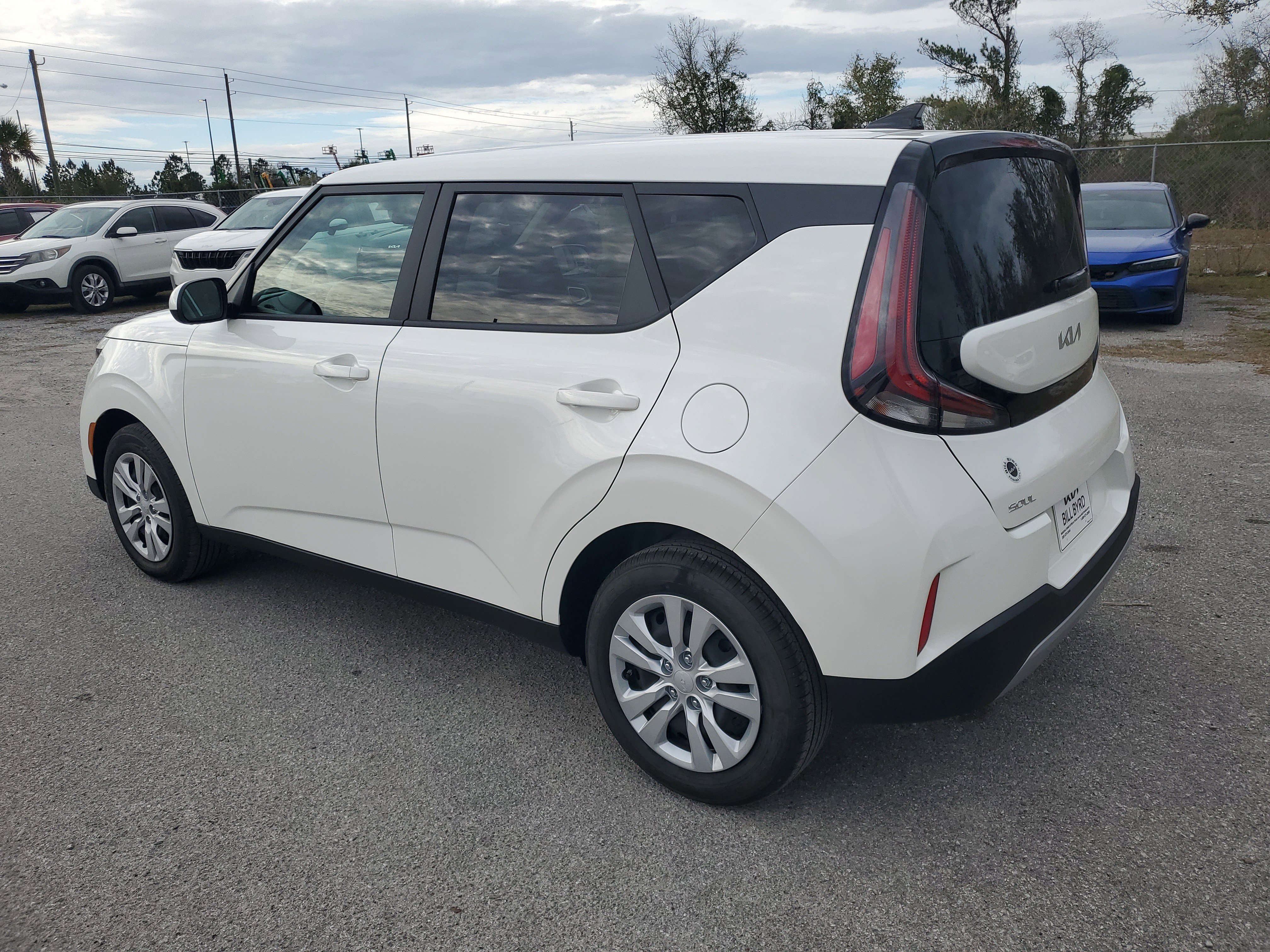 Used 2025 Kia Soul LX image 6