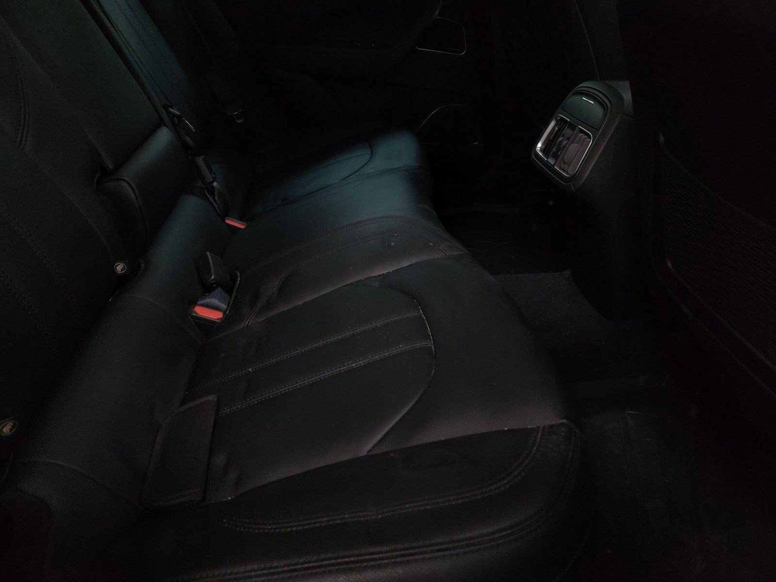 Used 2020 Maserati Levante GranSport image 27