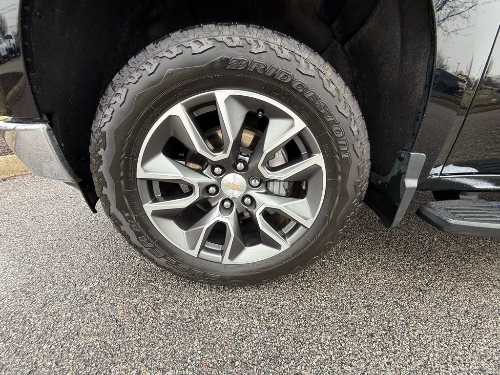 Used 2024 Chevrolet Silverado 1500 LT image 33