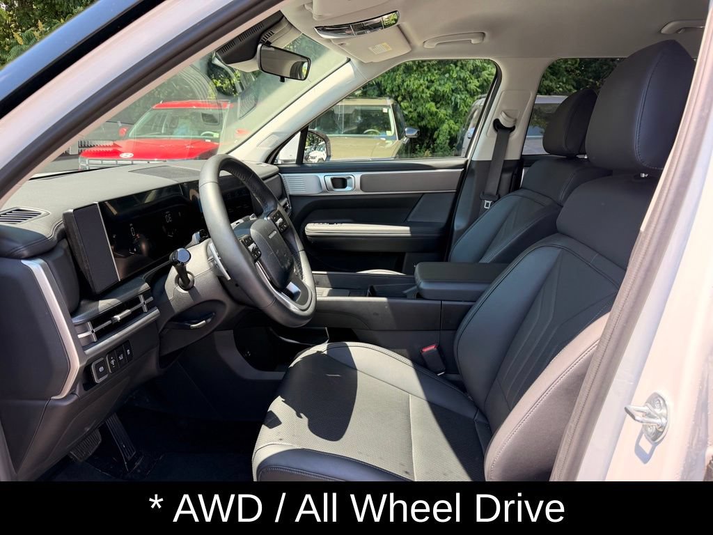 Used 2025 Hyundai Santa Fe SEL AWD/4WD image 11