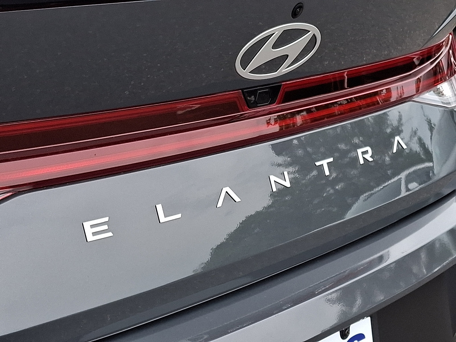 Used 2026 Hyundai Elantra SEL Sport Premium FWD image 29