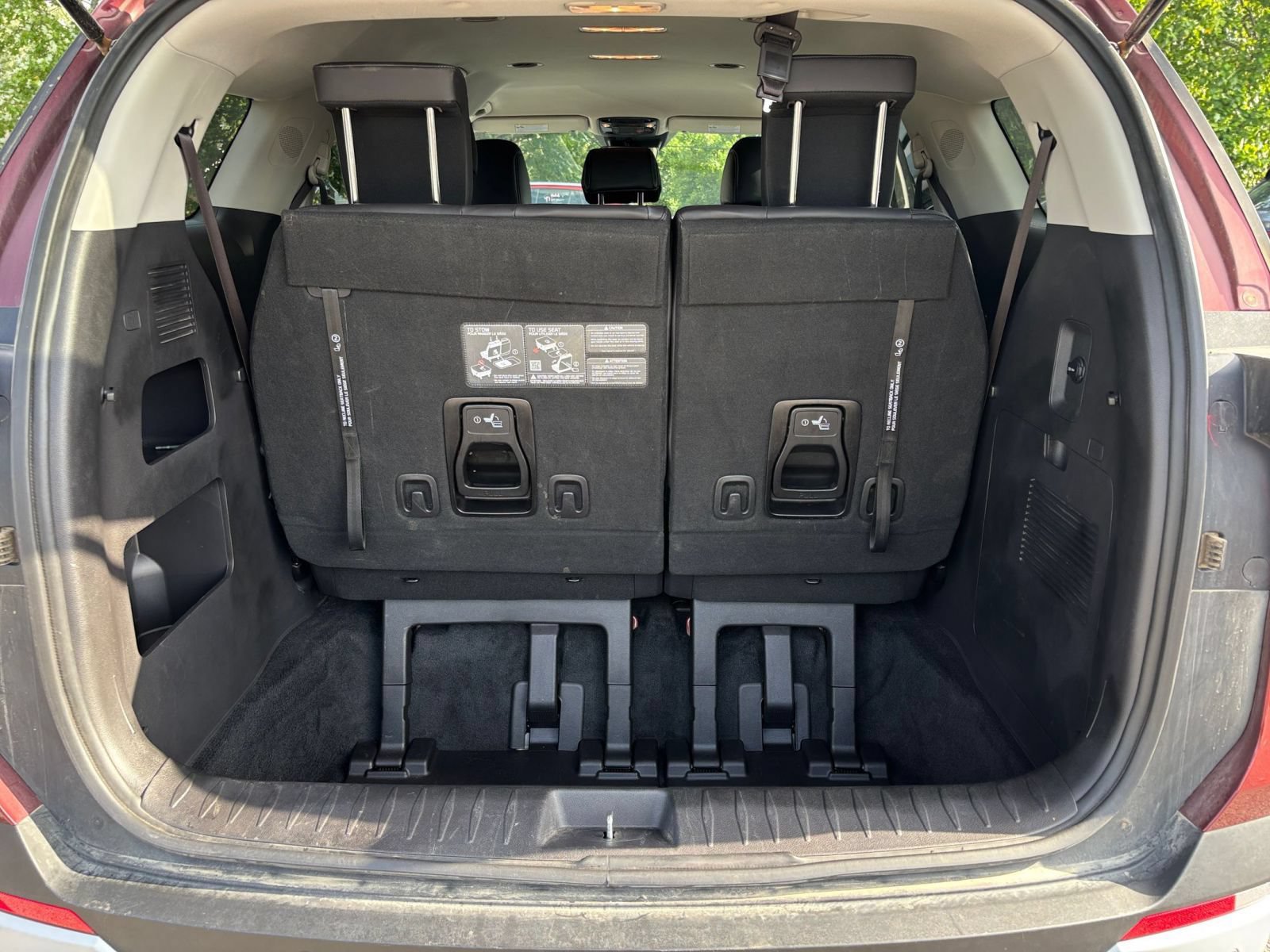 Used 2026 Kia Carnival FWD image 34