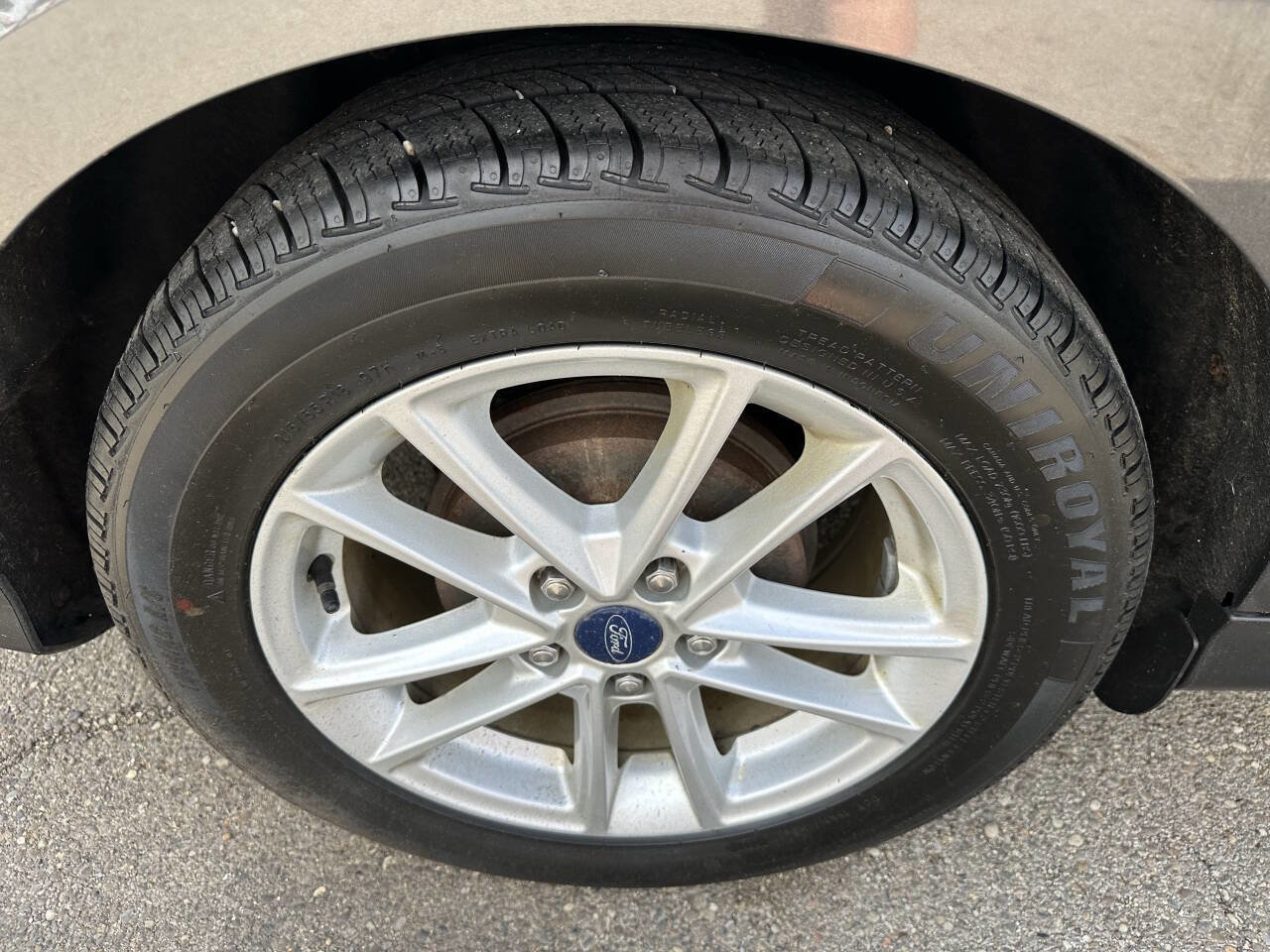 Used 2016 Ford Focus SE FWD image 28