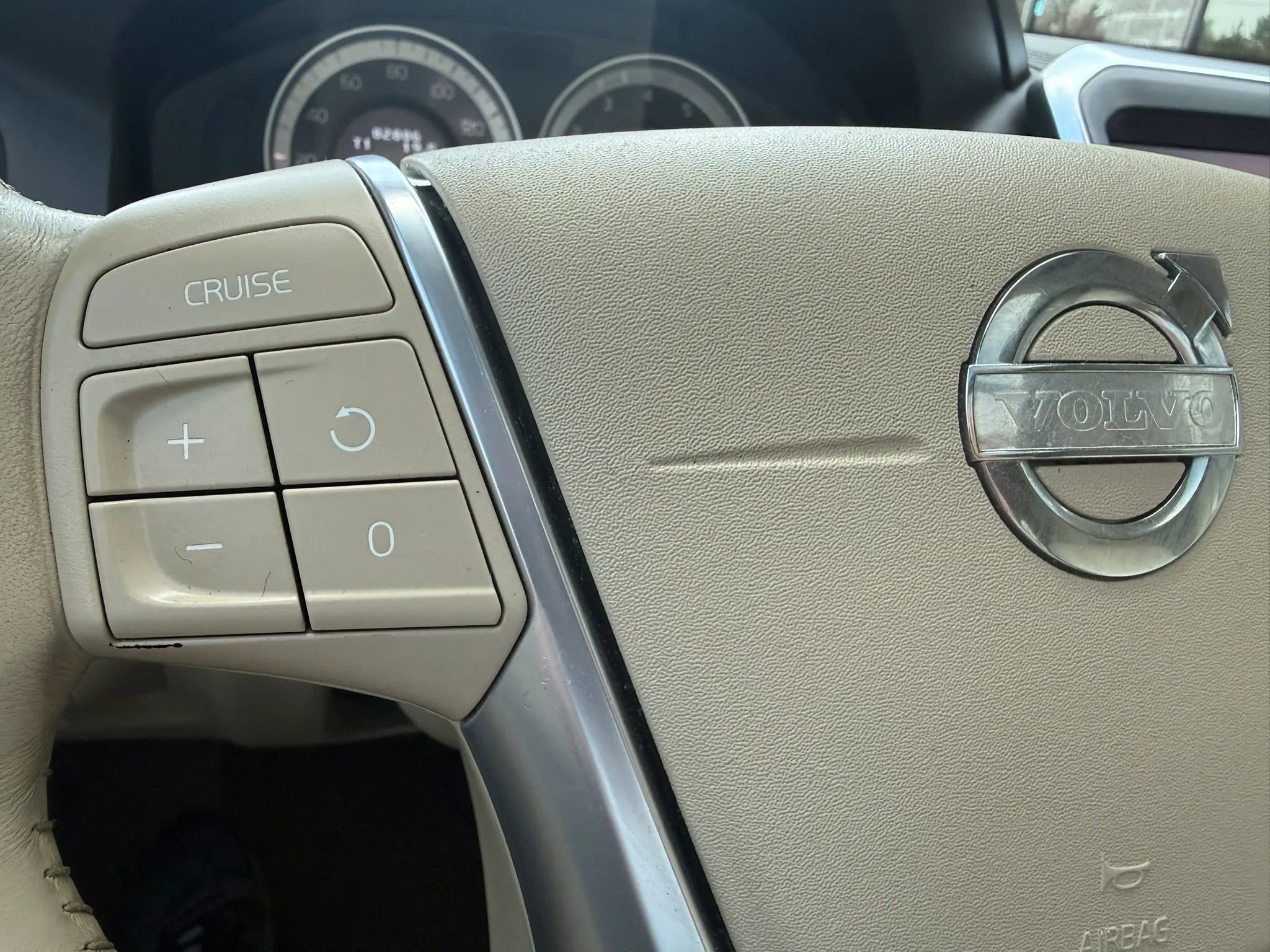 Used 2013 Volvo XC60 3.2 FWD image 31
