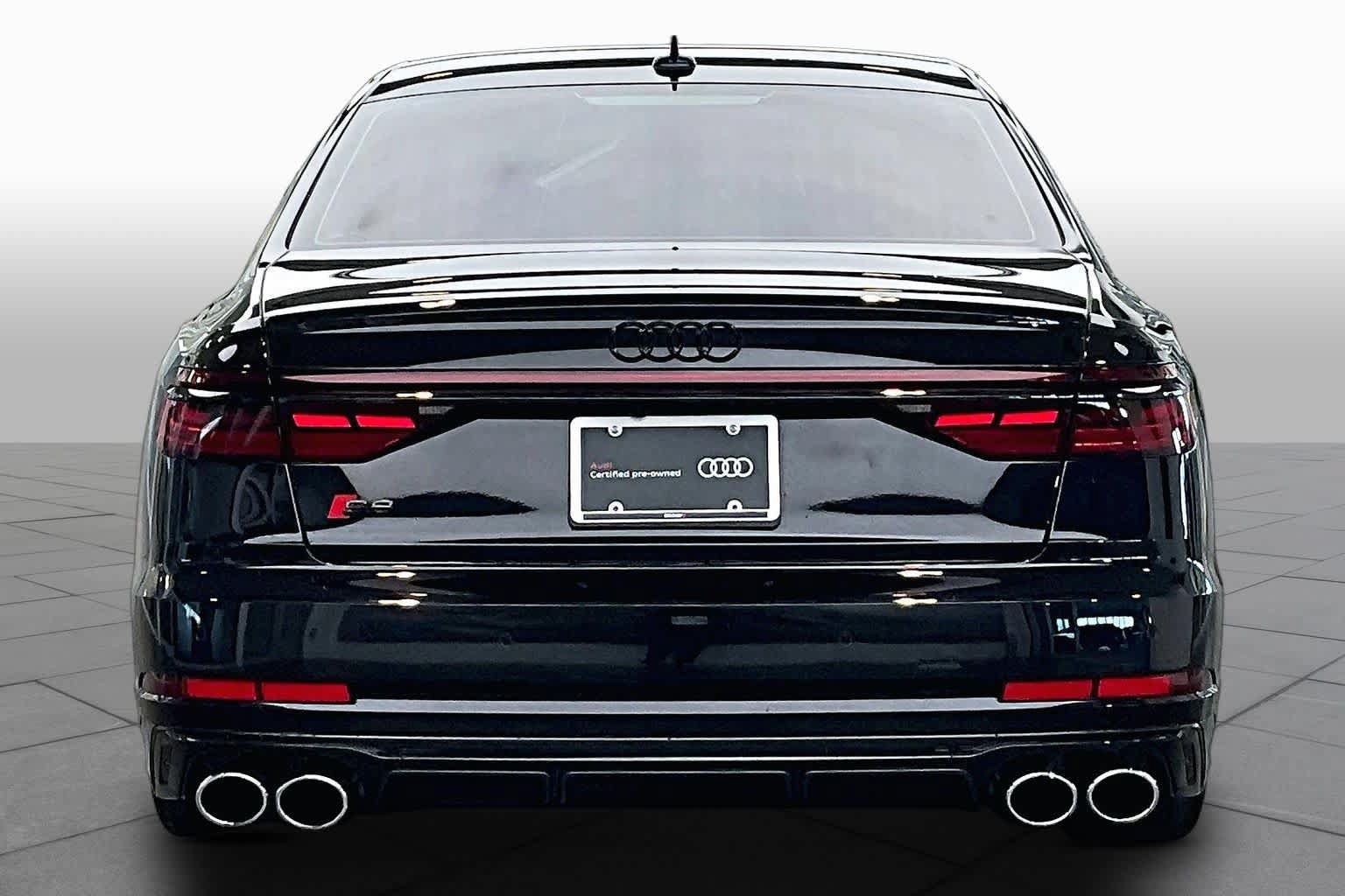 Certified 2025 Audi S8 AWD/4WD image 5