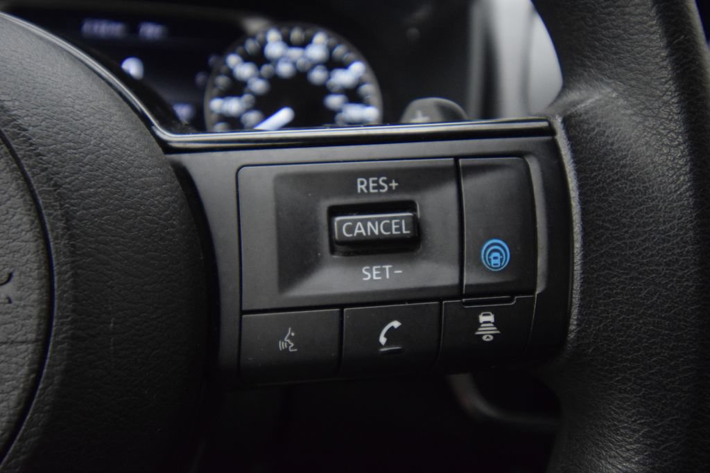 Used 2023 Nissan Rogue SV AWD/4WD image 29