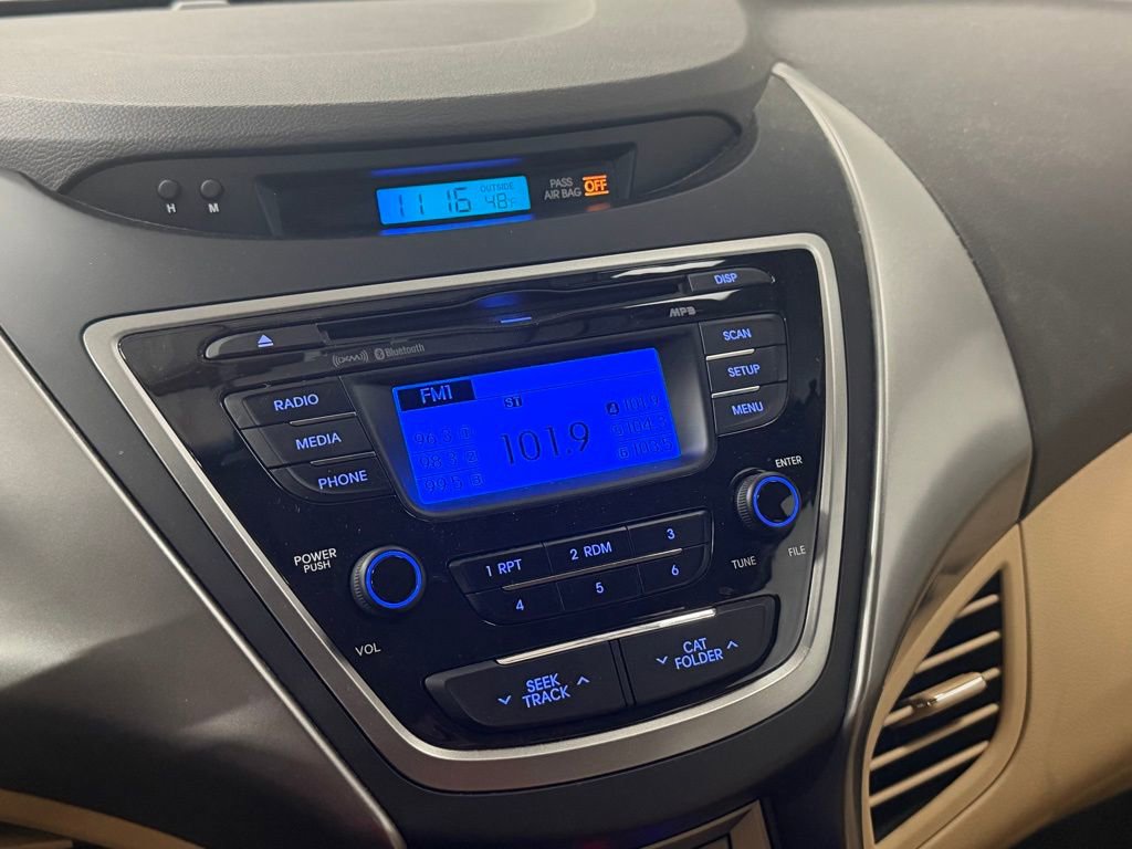 Used 2013 Hyundai Elantra GLS w/ Preferred Pkg image 19