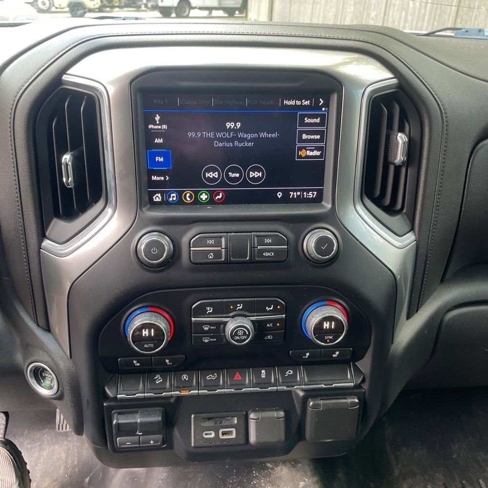 Used 2019 Chevrolet Silverado 1500 LT w/ All-Star Edition AWD/4WD image 10