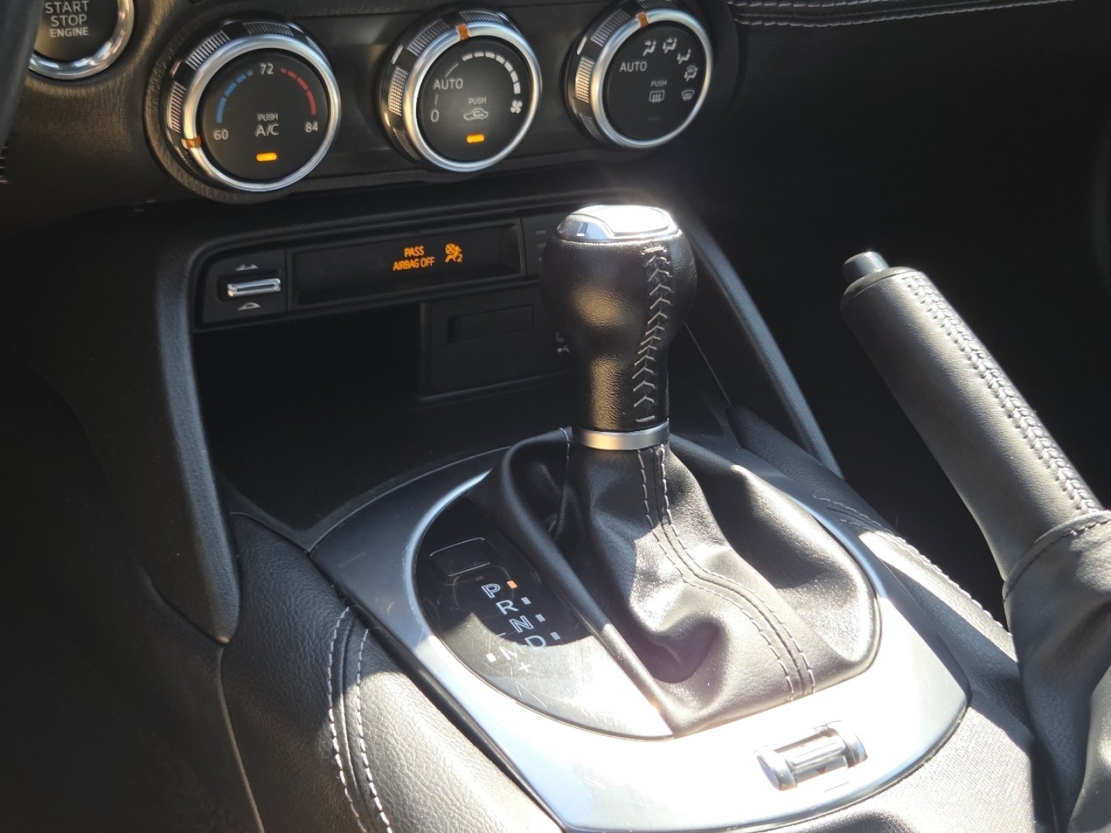 Used 2025 MAZDA MX-5 Miata RF Grand Touring RWD image 33