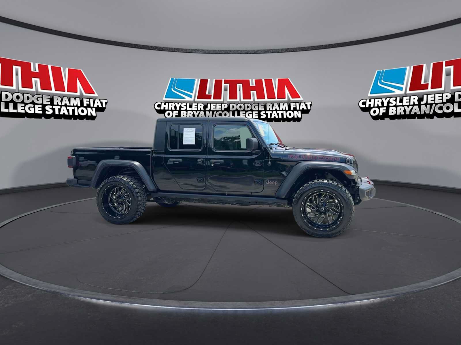 Used 2023 Jeep Gladiator Rubicon w/ LED Lighting Group AWD/4WD image 9