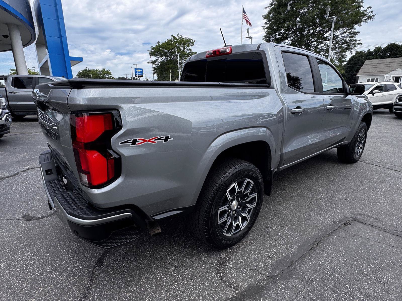 Certified 2024 Chevrolet Colorado LT w/ LT Convenience Package III AWD/4WD image 7