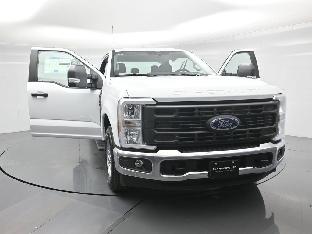 New 2026 Ford F350 XL w/ XL Chrome Package image 31