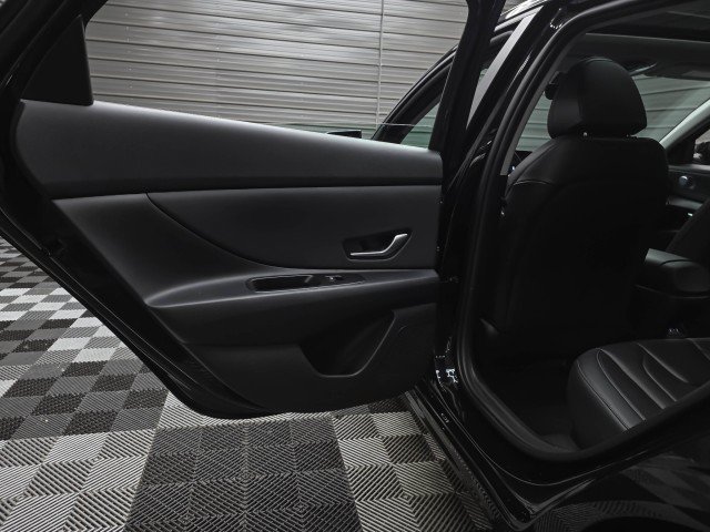Used 2024 Hyundai Elantra Limited FWD image 35